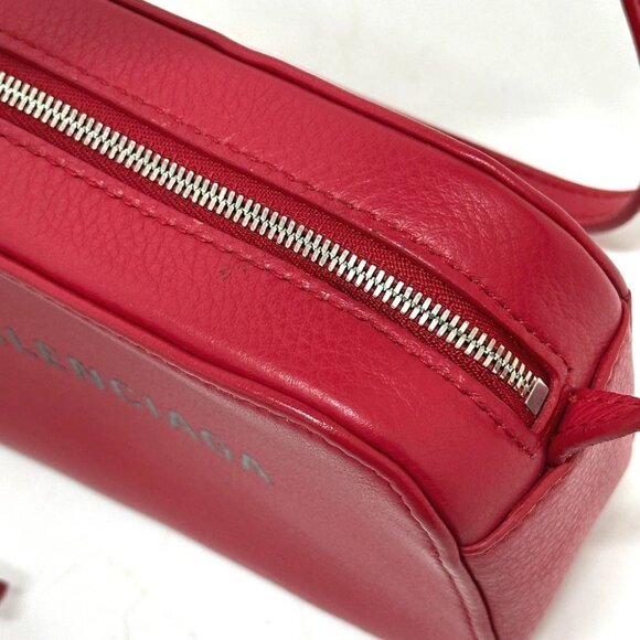 BALENCIAGA 552372 EVERYDAY EVERYDAY Camera Bag XS Crossbody Bag Shoulder Bag - Picture 11 of 16